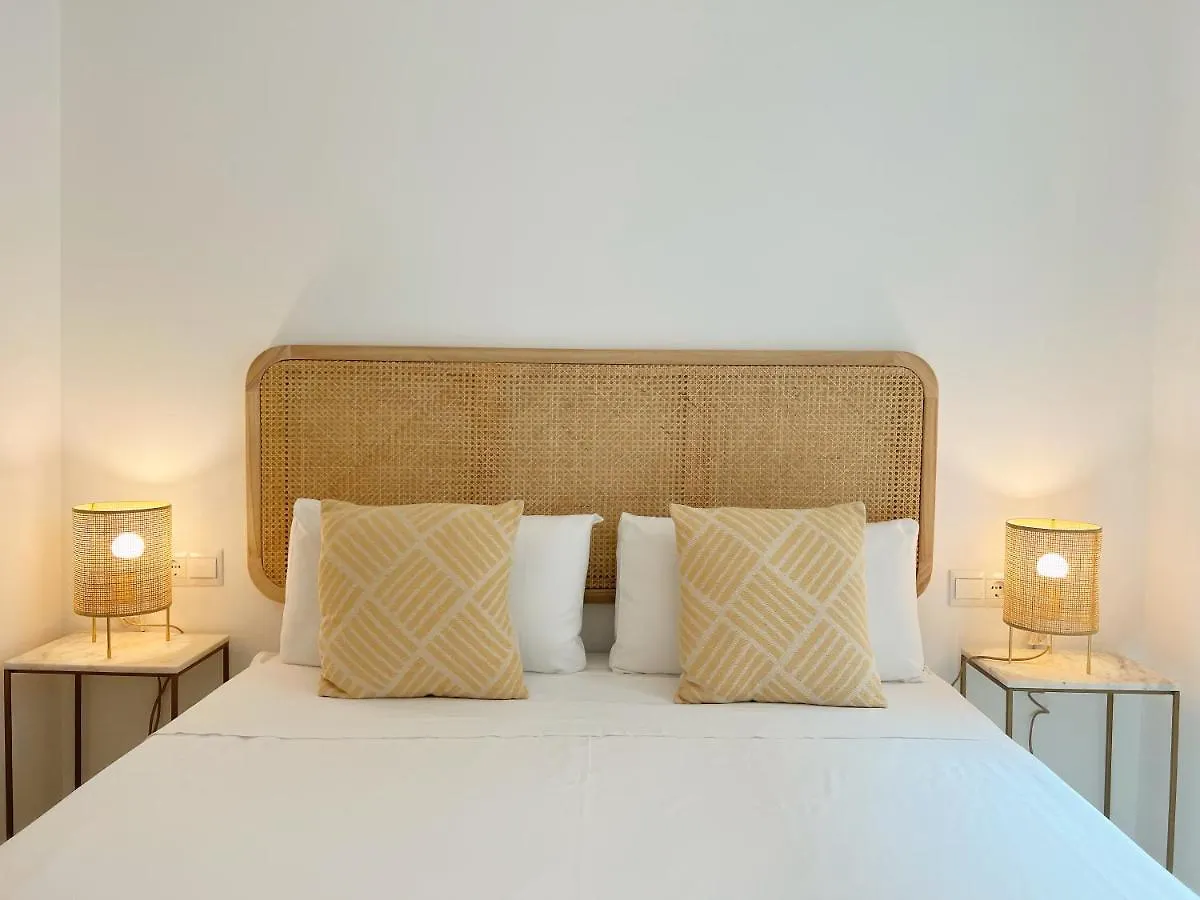 Granados I & Old Town By Ele Apartments location